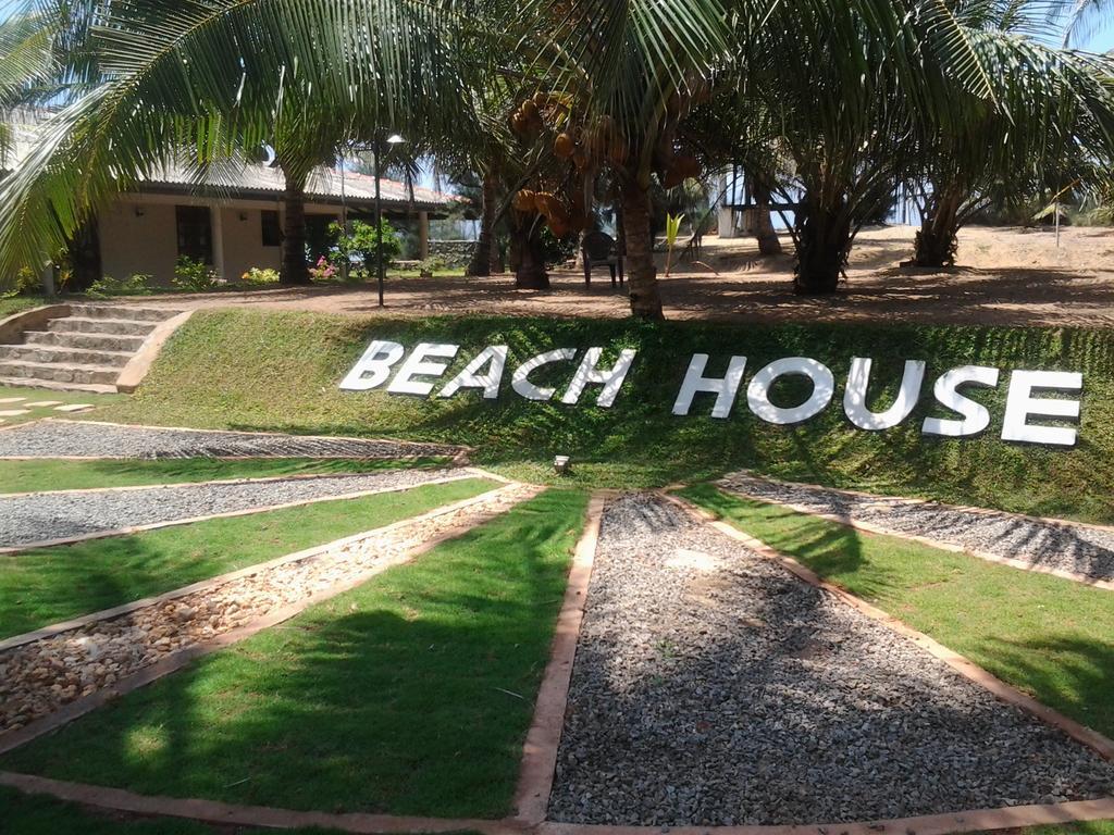 Beach House Negombo Oda fotoğraf