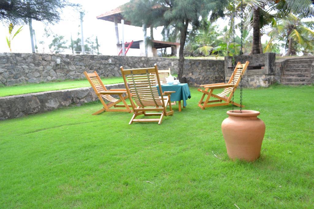 Beach House Negombo Dış mekan fotoğraf