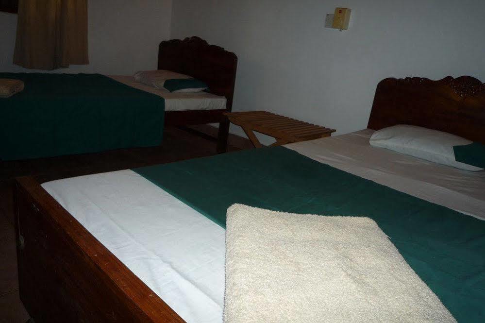 Beach House Negombo Dış mekan fotoğraf